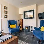 Holiday home 3 Bedroom Pet Friendly In The Heart Of Town Kenmare