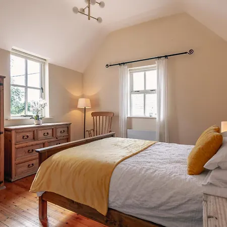 3 Bedroom Pet Friendly In The Heart Of Town * Kenmare