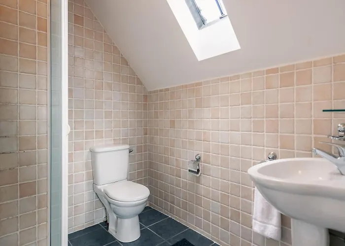 3 Bedroom Pet Friendly In The Heart Of Town Dom wakacyjny